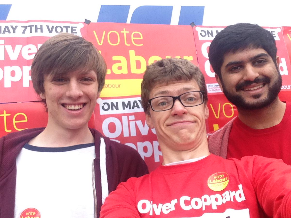HarrymBarham's tweet photo. Another #BatttleBusSelfie! He's Voted for the first time and voted @olivercoppard #BetterForSheffield http://t.co/XOjpy3etVx