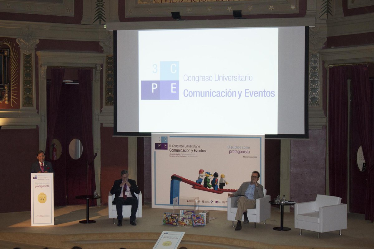 aeprotocolo's tweet photo. PRESIDENTE DE AEP, participa en inauguración oficial III Congreso Universitario de Comunicación y Eventos. http://t.co/PXejF3hmUa