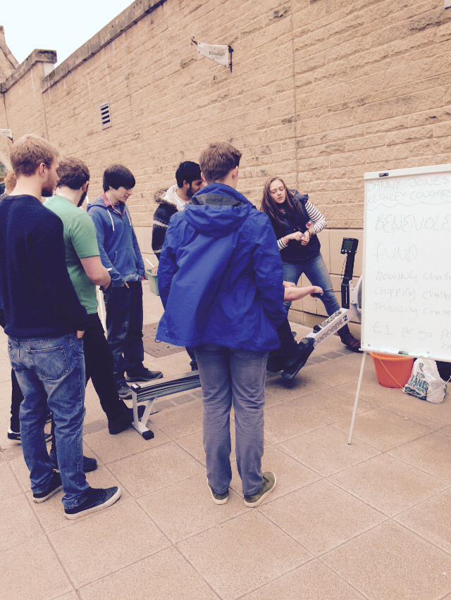 KCAcademic's tweet photo. Our @leedscitycoll students raising money for Danny Jones @Cougarmania #sportingchallenges #airedalecentre http://t.co/VMWnYDBEte