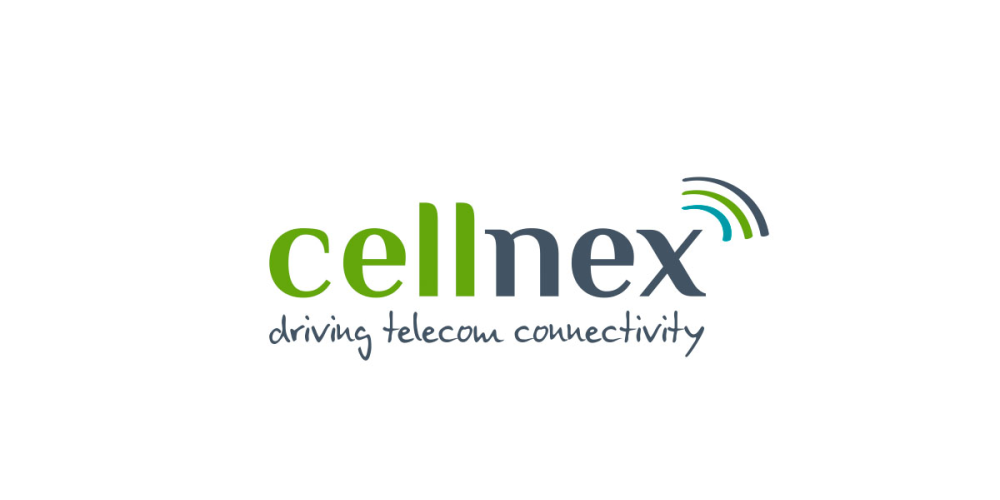 elEconomistaes's tweet photo. #Cellnex debuta en #bolsa con alzas del 11%: Soros, CaixaBank y BlackRock, sus accionistas http://t.co/3ZqdLMROcG http://t.co/Fj8nKsx8Xt