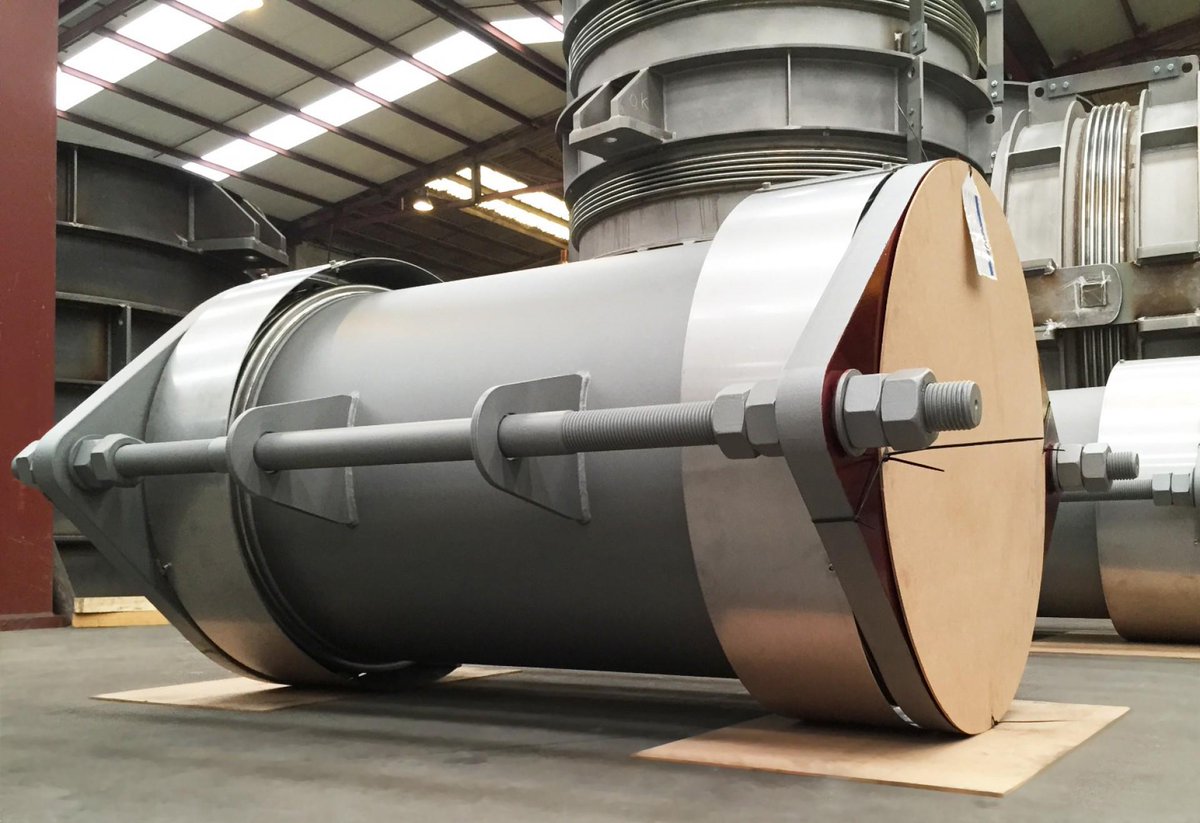 MACOGAEJ's tweet photo. Lateral Tied #ExpansionJoint  for #cryogenic plant #gasNews #gas #LNG #lngasfuel http://t.co/EiiG5dqvDG http://t.co/fHE7omYbgx