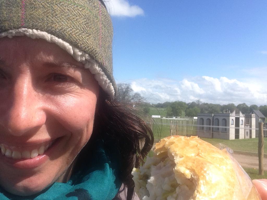 PaulaRowney's tweet photo. A yummy @MOOrFoods pie whilst on duty @bhorsetrials! Thanks Jackie!! http://t.co/UNdMJuumks
