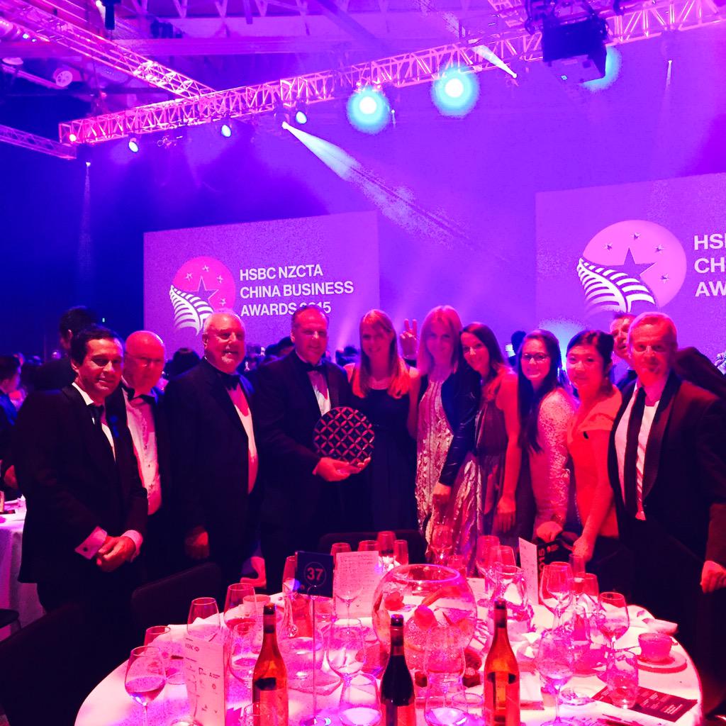 boydpr_nz's tweet image. Living vicariously through you @NHNZMedia #winnerstable