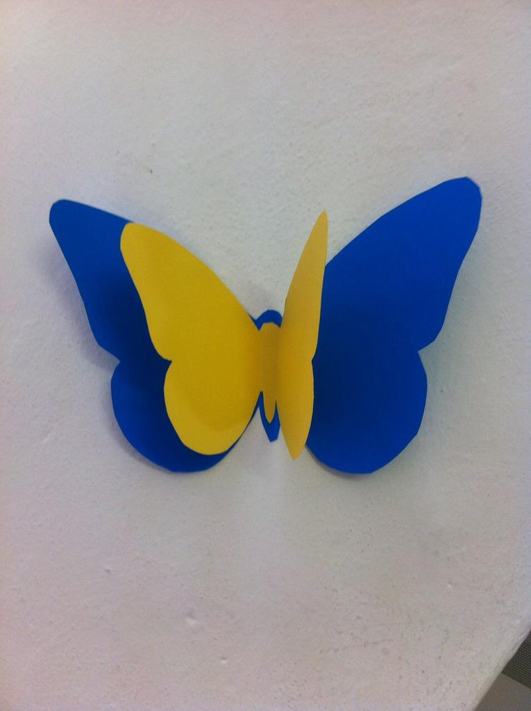PatriziaRoma1's tweet photo. #ErasmusPiùFirenze #eTwinningDay @eTwinning_Ita @ErasmusPlusInd Tutti insieme in un abbraccio ideale per eTwinning http://t.co/s8aXYO3y28