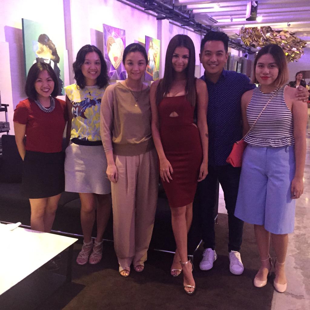 janinegutierrez's tweet photo. Thank you also to @previewmag for coming!!! Soooo happy you were there and thank you so much for everything 💋💋 http://t.co/I8zBkt6IT7