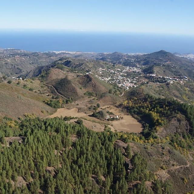 TravellersBot's tweet image. RT iArrow for iOS @iArrowApp : #hiking by @exploragc La caldera de Pinos de Gáldar constituye un recurso pedagógico…