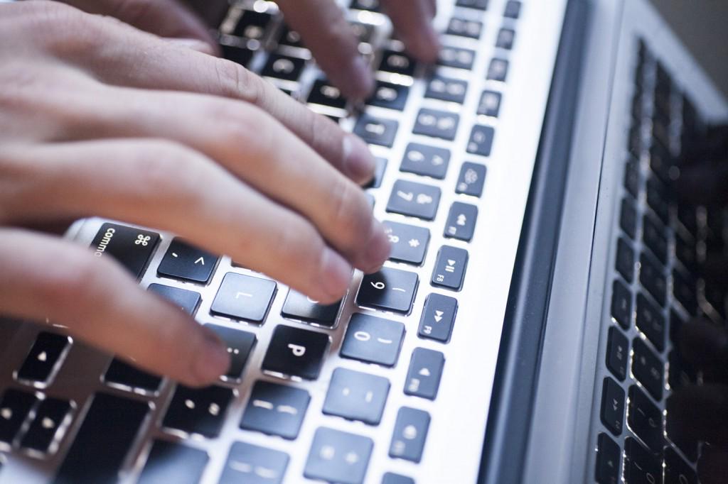 ITGovernance's tweet photo. Real-life examples of social engineering – part 2 http://t.co/vG3srwKuoV http://t.co/3DnQgfmMOH