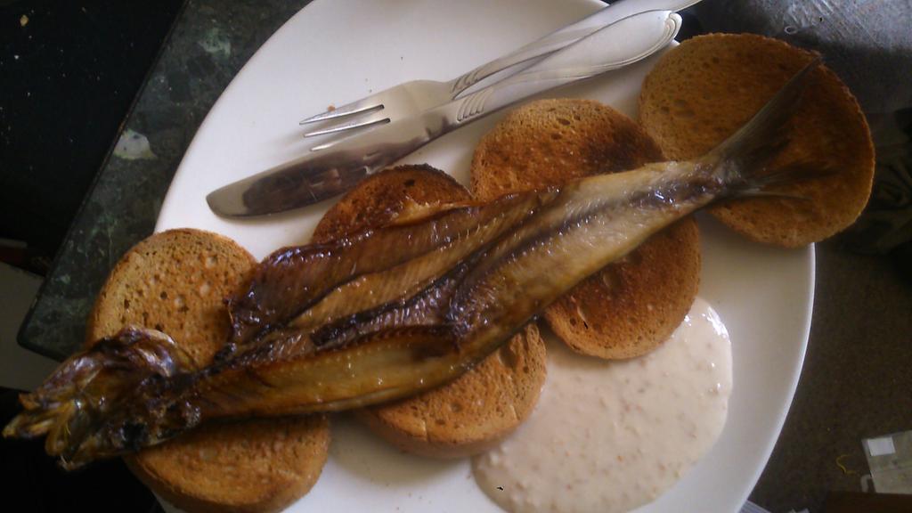 anzrboo's tweet photo. #WhyImNotVotingUkip, because kippers are for breakfast, and breakfast is a political act #eatallthekippers http://t.co/cuSTCyr5rj