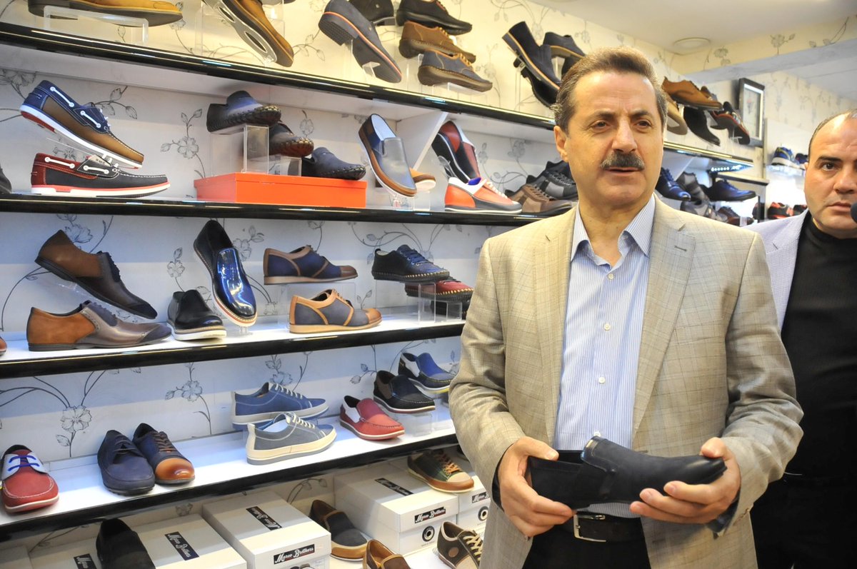 Şanlıurfa'da esnaf kardeşlerimizi ziyaret ettik. Esnaf kardeşlerimize bereketli kazançlar diliyorum