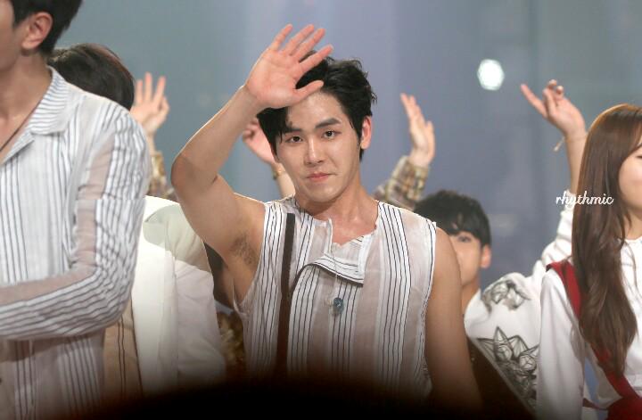 [ rhythmic328.tumblr.com ] 150422 Kcon × Mcountdown in Japan 5장 업했습니다 ✋●_● 40.media.tumblr.com/66e71570eb0828…