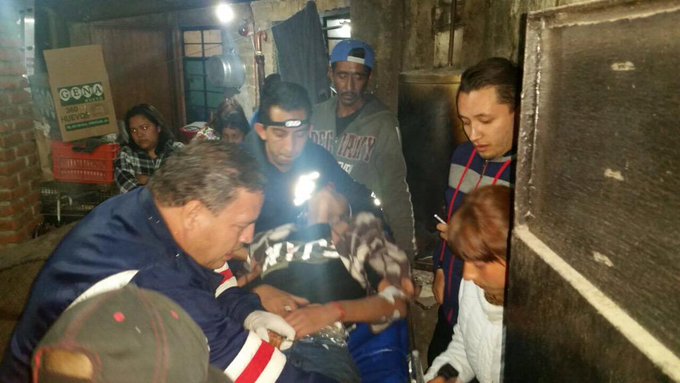 Choque entre PRI y PRD en Cuajimalpa deja 20 heridos, entre ellos Adrián Rubalcava CEZr-qJVEAAs6kh