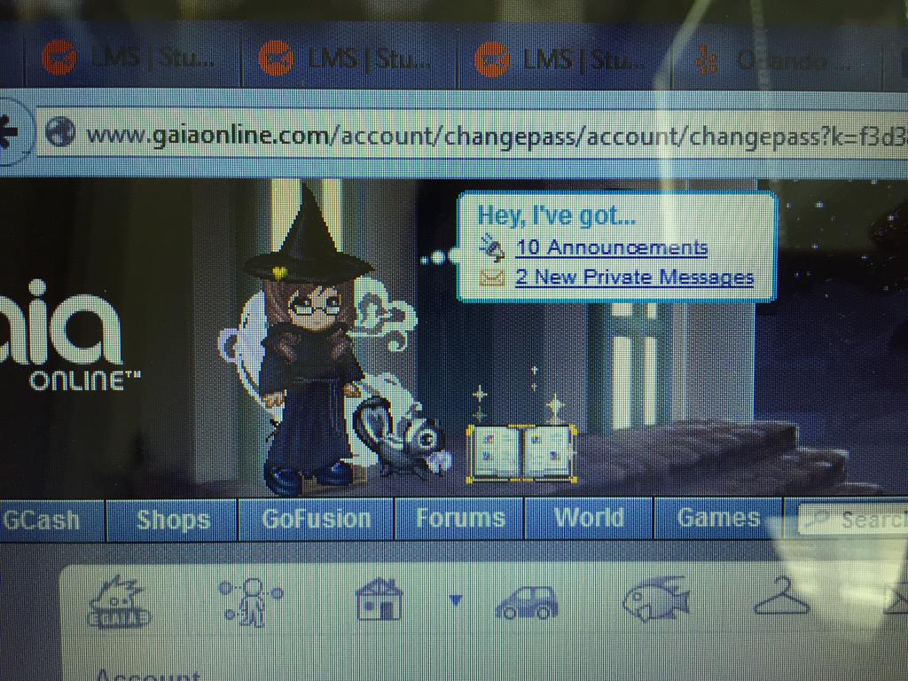 gamearella's tweet photo. So... this happened... #gaiaonline #gogaia #throwback #missthisplace #hello2002 lol http://t.co/6d9gVf7Ax4