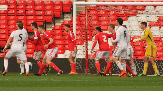 NFFC's tweet photo. #ForestPlayer has exclusive highlights of #NFFC's play-off semi-final match against Swansea. http://t.co/6XIyDxL0V4 http://t.co/drX677r0QR