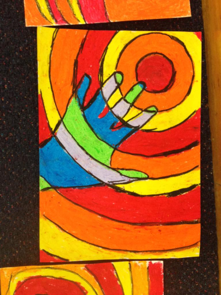 TiarnaJones01's tweet photo. Artworks with stage 3- difference between warm and cool colours #ACUedu_452 http://t.co/kI5LIS09nG