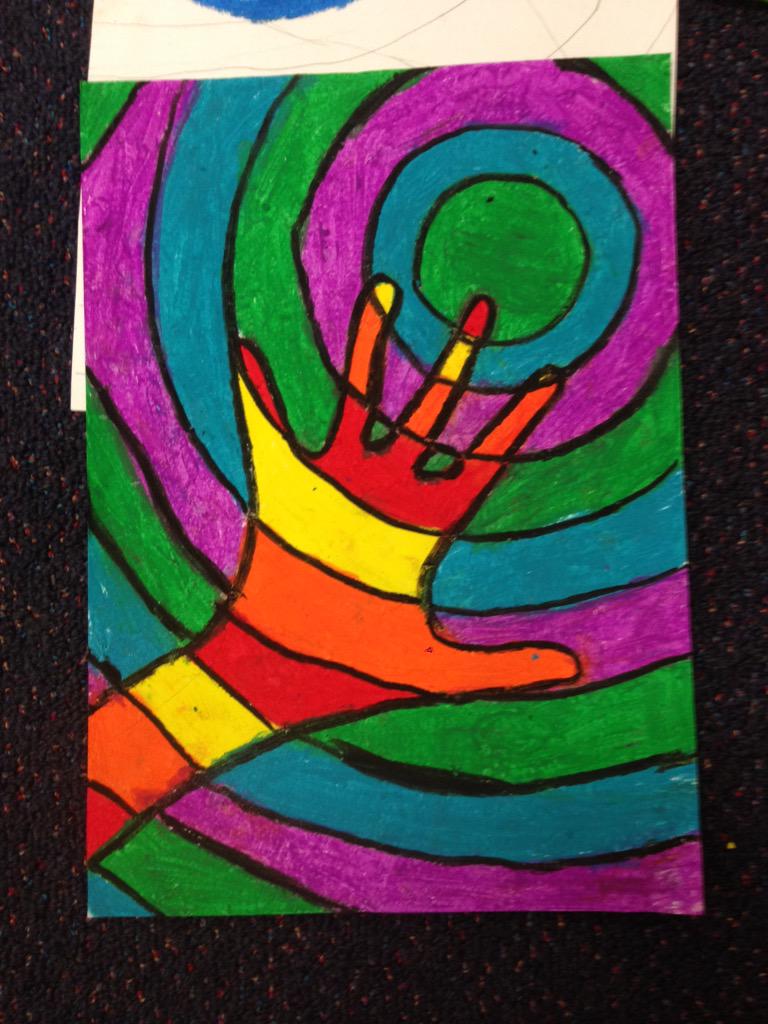 TiarnaJones01's tweet photo. Artworks with stage 3- difference between warm and cool colours #ACUedu_452 http://t.co/kI5LIS09nG