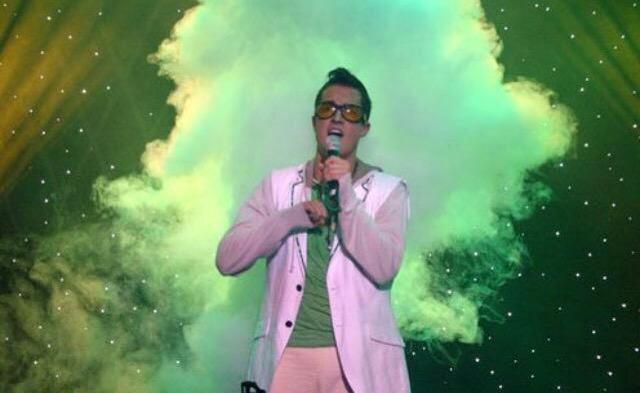 HugoHFans's tweet image. #throwback to when @HugoHHarrison played Ronan in Eurobeat the musical 👏💖
Loving that outfit 😉