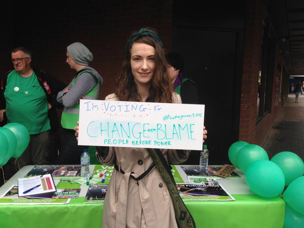 LizMaryWard's tweet photo. @bluntjunk_D #GenerationVoteGreen http://t.co/mFv8cz4NNX