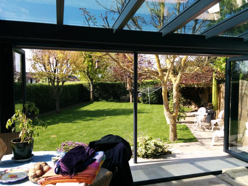 StSimion's tweet photo. @Ultraframe1 Nice veranda on Jersey #thebestroofsystem http://t.co/LHry07i5rz