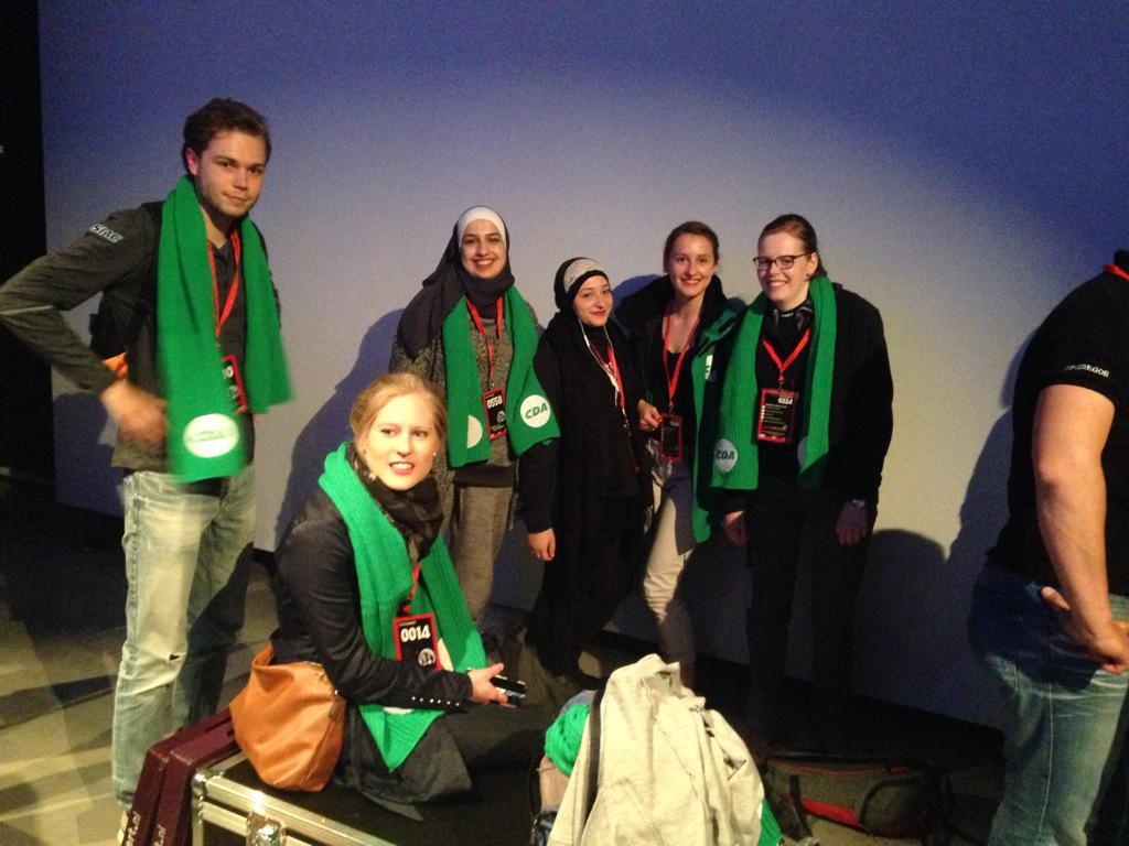 Team van CDJA staat met 11 bikkels klaar voor de nacht van de vluchteling: 40 km lopen!