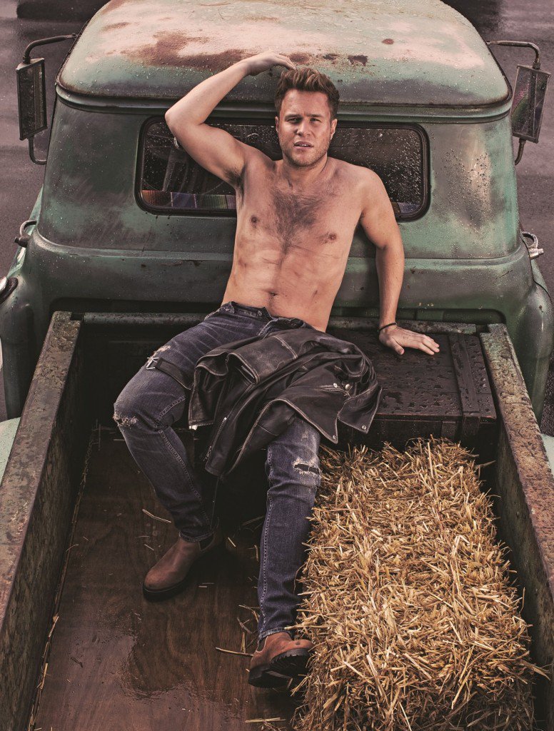 Happy Birthday to the hunky Olly Murs I mean come on. He\s a hunk. To bad its not Monday. 