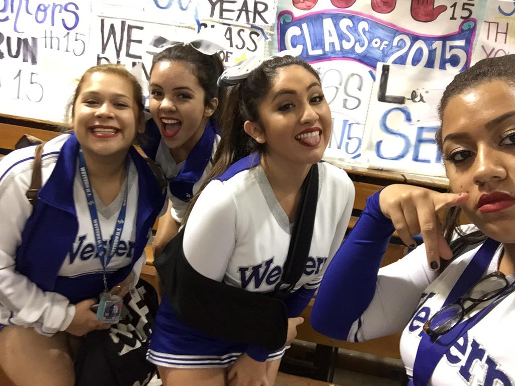 gis_bell's tweet image. Love my team ❤️❤️❤️❤️❤️ #lastassembly