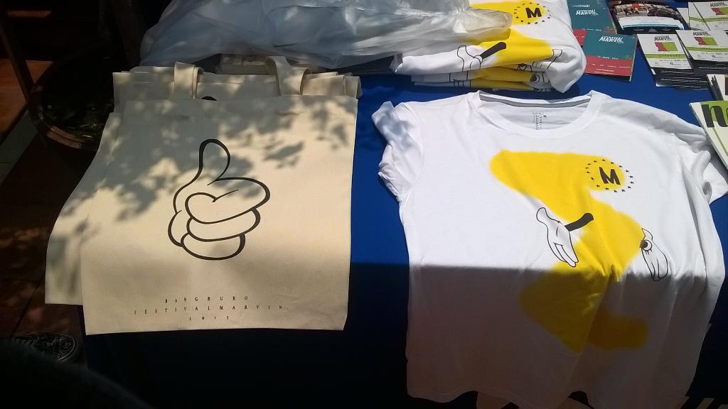 FestivalMarvin's tweet photo. Checa lo que @bangburo diseñó especialmente para #FestivalMarvin , consigue una pieza en la entrada de @UC_oficial. http://t.co/wrKYZ13Jhf