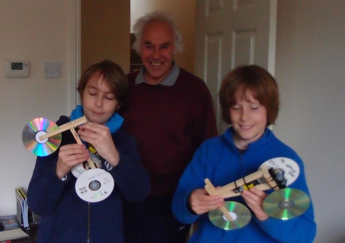 Wotton Home Eds really motivated by their motorbike project <a href="/Baz_k/">Barry Kirby</a> <a href="/HomeSchoolFan/">HomeSchoolRocks</a> <a href="/SammyGent/">HomeEd Resources</a> <a href="/ReusefulUK/">Reuseful UK</a> <a href="/IETFaraday/">IET Faraday</a>