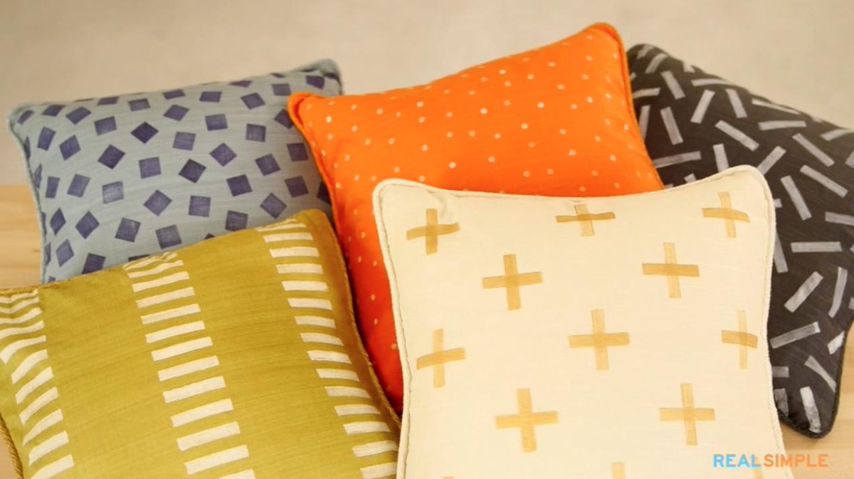 Give your pillows a makeover! Get that &amp; more DIY ideas from <a href="/Southern_Living/">Southern Living</a> &amp; <a href="/RealSimple/">Real Simple</a> s.net2.tv/s/gpa5OQ