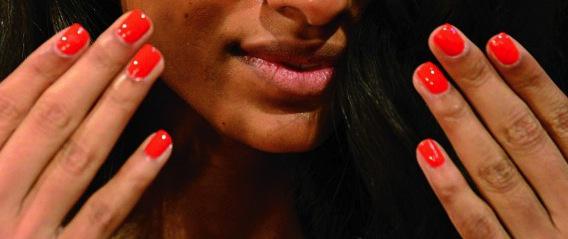 Guest Editor <a href="/Zendaya/">Zendaya</a> took <a href="/DeenaCampbell/">DeenaCampbell</a>'s job for the day and nailed these trends: ow.ly/MX42f