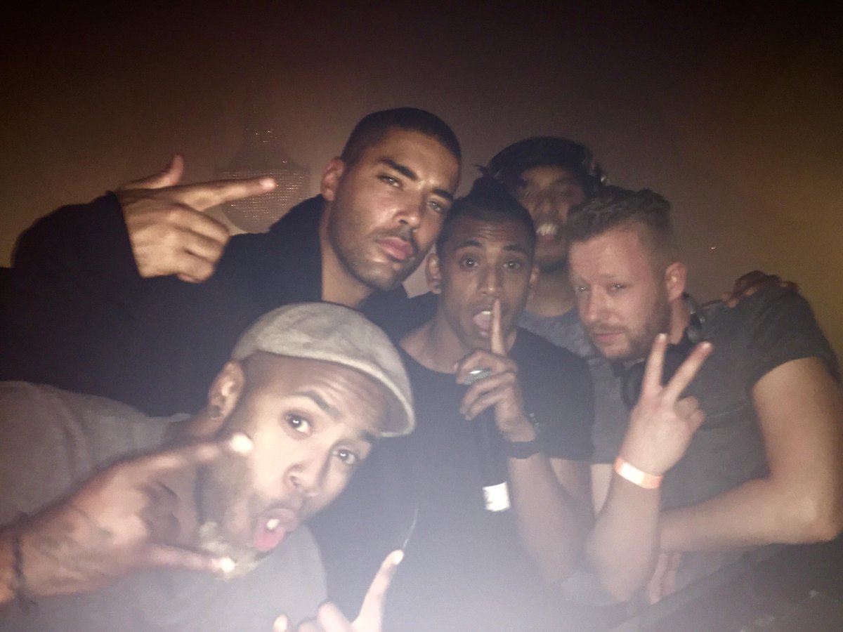 Squad picture at @NOXX_Antwerp featuring <a href="/GLOWINTHEDARK_/">GITD</a> and <a href="/monfretwilly/">Willy Monfret</a> last Saturday