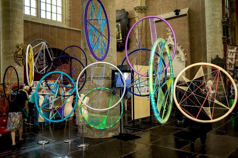 johan2389's tweet photo. #Artikel over erg #mooi @TextielFestival @BvanDruten @CMLeiden @cultuur071 http://t.co/EN1wakq0B9 http://t.co/TO7ySgiVOw