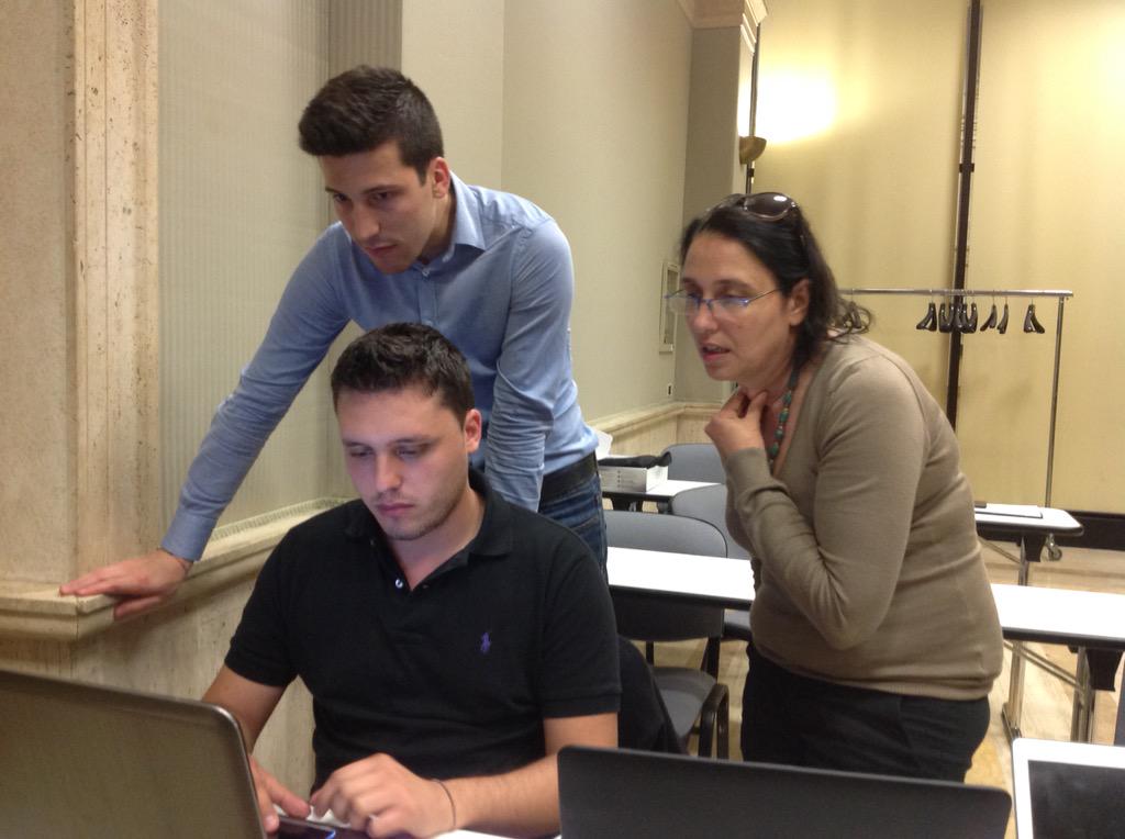 dolabschool's tweet photo. Entusiasmo e adrenalina a #DoLabMonitoring! Tra poco le presentazioni dei lavori a @NextWinItalia! Stay tuned! http://t.co/q8T2hOcr37