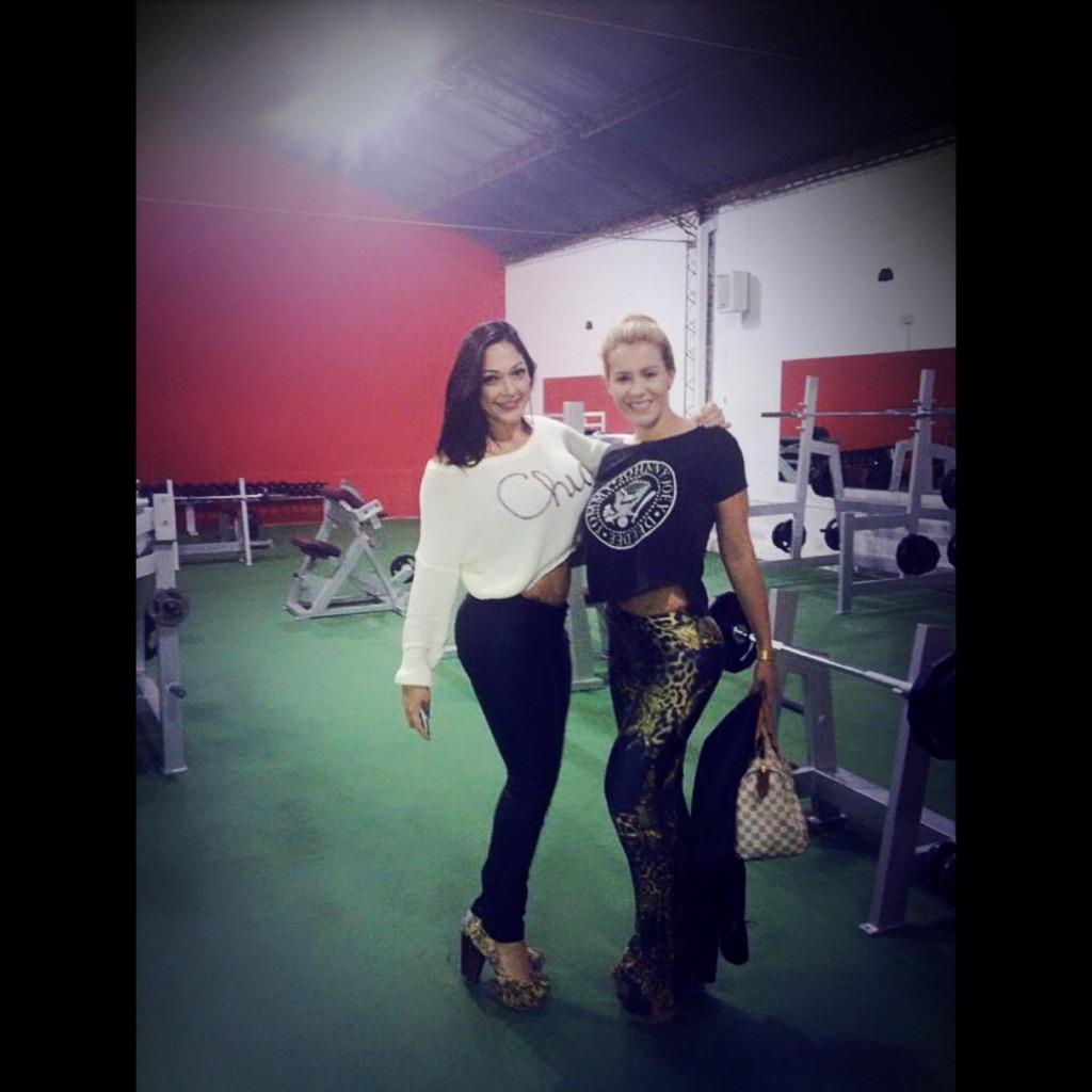 MONIBOGARIN's tweet photo. Inauguración #FullTraining 💪🏻👌🏻✨ Éxitos‼️ @ValentinitiG 🎈 http://t.co/emy5Mt0V6p