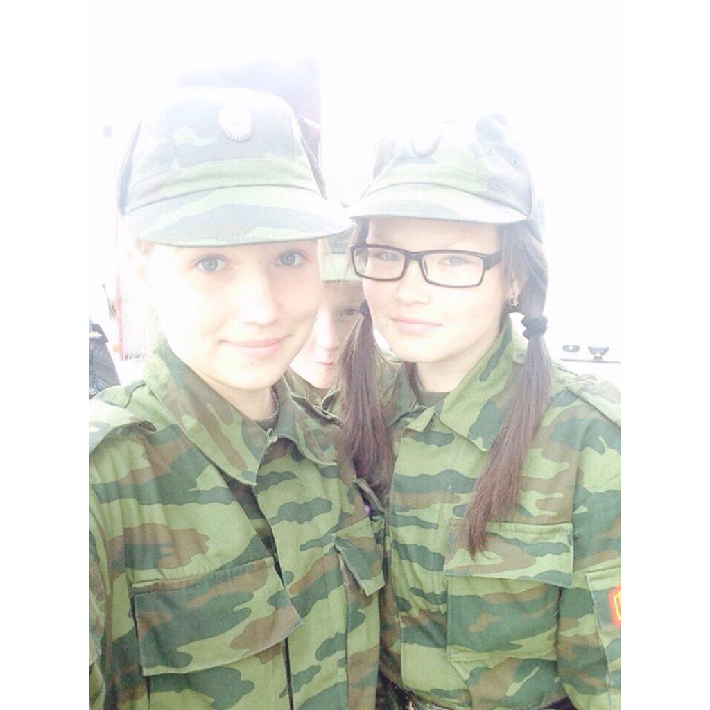 Alina2013Romano's tweet photo. 😃😝 http://t.co/mrYT8HeJC3
