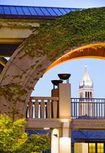 jeffucbexeced's tweet photo. The Center for #ExecEd is #hiring! See our open positions here: http://t.co/kthm5IShR6 http://t.co/qalofYkFkI