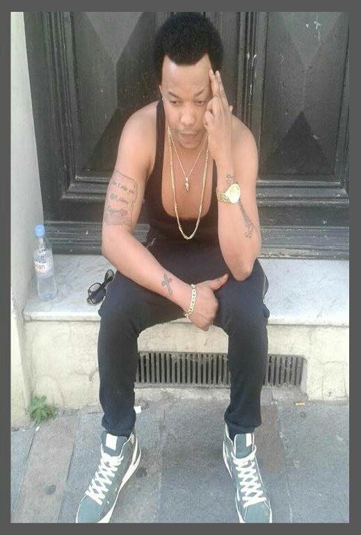 bossmike949's tweet photo. Money nor dey drive me money na my conductor http://t.co/ZnDS6pYzyQ