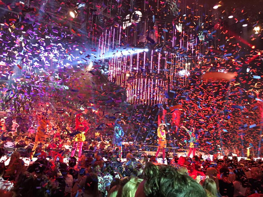 ProSieben's tweet photo. Jedem Anfang wohnt ein Zauber inne. #gntmFinale http://t.co/BRu265GlzE