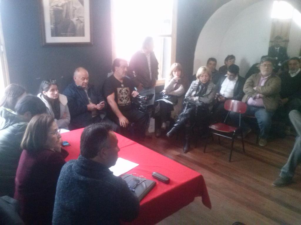 PPDCuartaRegion's tweet photo. Dando muestras d transp PPD Reg Coquimbo se renueva con ampliado regional debatiendo sobre candidatos #distrito9 http://t.co/UW8SaUx1w6