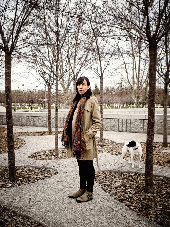 Mileuristas, diez años después. La inseguridad permanece. #economía #precariedad #trabajo elpais.com/elpais/2015/05…