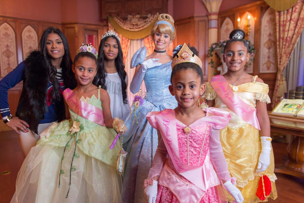 Jose Reyes on X: Reyes family princesses! For a chance 2 win a  @WaltDisneyWorld Vacation from ESPN--> paid ad   / X