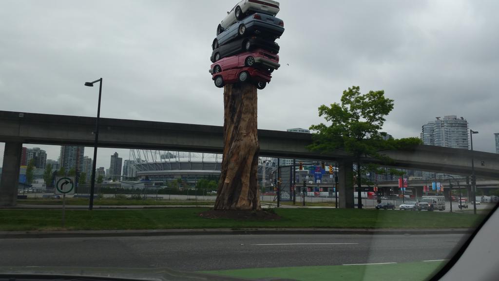 GunnerGale's tweet photo. Have to admit this art installation took me by surprise! #Vancouver http://t.co/iBeDtxuHd1