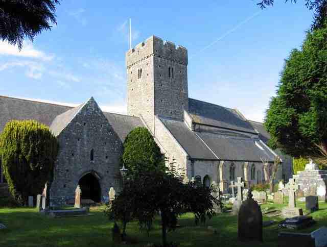 DrSueOosthuizen's tweet photo. Llanilltud Fawr: St Illtud's early #6thC #monastery was nearby; Gildas, Saints Patrick & David sd to be his pupils... http://t.co/bW0UjPX4mW