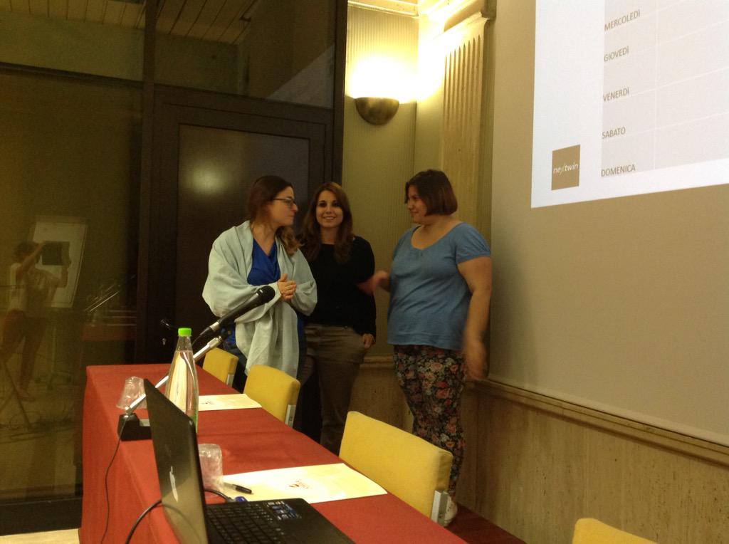dolabschool's tweet photo. Complimenti di @NextWinItalia a Marella, Francesca e Marina insieme a Francesco e Giulia #DoLabMonitoring http://t.co/NjywrAR4aJ