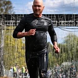 Alottasquid's tweet photo. Målgången på #Toughviking2015 Bland det roligaste jag gjort! #10000volt #crossfit #obstacletraining #medal http://t.co/RupThd3kDI