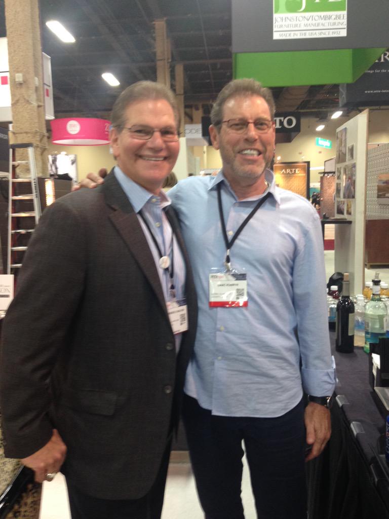 SamuelsonFurn's tweet photo. besties @LawrenceChalfin @MrChairInTheAir @hdexposhow #HDExpo2015 http://t.co/Q2N5nlpYZp