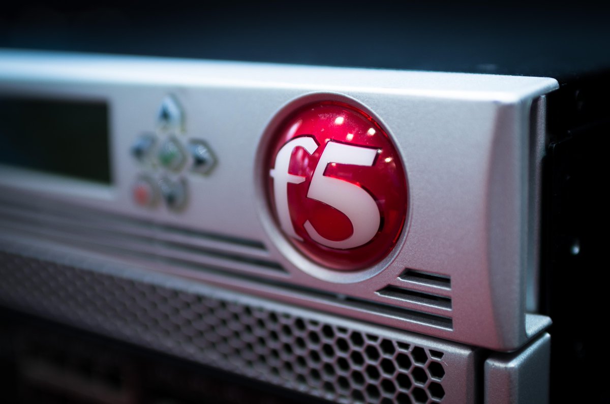 F5Japan's tweet image. ビッグサイト #データセンター 構築運用展 F5のブースでは、展示中の製品「#VIPRION」を撮影してツイートいただいた方に先着でQUOカードを差し上げています。皆様のご参加、お待ちしております！ #F5JP