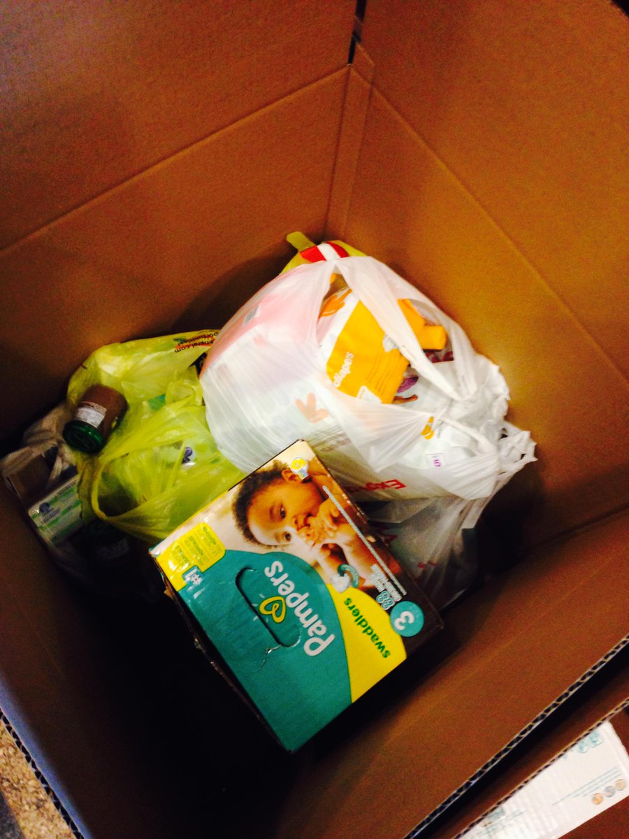 CareFirst_News's tweet photo. Continuing our work w/ @UnitedWayCM to support #Baltimore's babies & seniors in need. #RestoreBaltimore #OneBaltimore http://t.co/nIoxFpKS7z