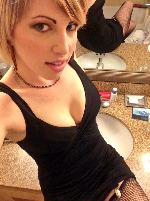 Getting ready to shoot with @lily_cade! 💋 http://t.co/ivxZj7MSOh<a class="tags" target="_blank" title="On Twitter" href="/?out=eyJ0eXAiOiJKV1QiLCJhbGciOiJIUzUxMiJ9.eyJpYXQiOjE3MjM5NTgyMzksImlzcyI6InR3cG9ybnN0YXJzLmNvbSIsIm5iZiI6MTcyMzk1ODIzOSwiZXhwIjoxNzU1NDk0MjM5LCJyZWRpcmVjdF91cmwiOiJodHRwczovL3R3aXR0ZXIuY29tL2xpbHlfY2FkZSJ9.r-7wkfXAPGbhx8JHSWko-CEj33C6fsLsCPY6U4G9UePod1AAzsxUfEddwqGAdzL2N0n2ViQiJmvFkWQhZwuwCQ">@lily_cade</a><a href="/tag/lips"class="tags"><span>#lips</span></a>