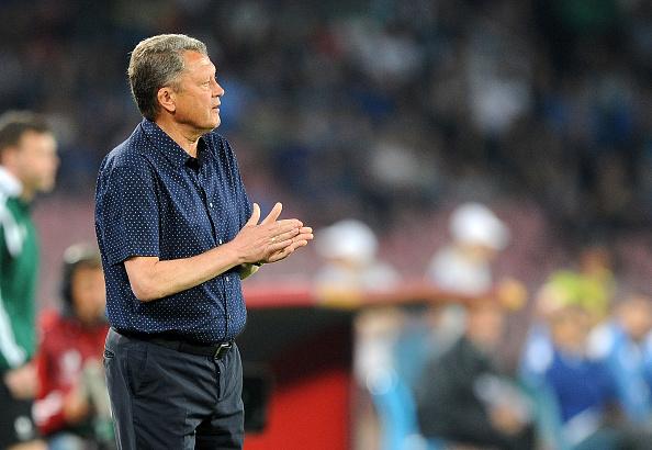 GoalNews's tweet image. HALF-TIME: Dnipro 0-0 Napoli (agg 1-1)
#BeOneWith_Dnipro #DniproFC
#BeOneWith_Napoli #ForzaNapoliSempre