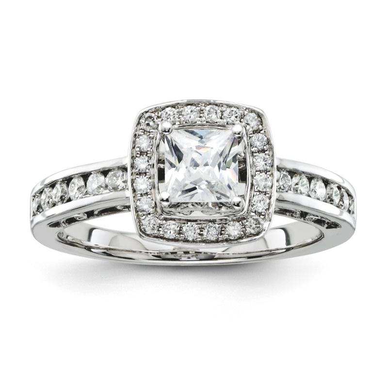KevinJewelers's tweet photo. Take her breath away! #Engagement #EngagementRing #WeddingSeason #HaloSetting http://t.co/RukVFkjruT http://t.co/SFS6mJxrBm